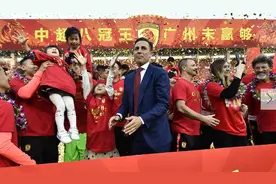 大调整！恒大4天内9人离队！卡帅力推的“反骨仔”或无球可踢图片