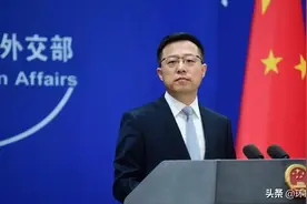 羊肉串、大盘鸡、馕坑烤肉……赵立坚要在微博上馋死“发小”图片