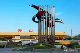 重庆最南边的县是秀山县，号称一脚踏三省之地，有边城洪安古镇图片