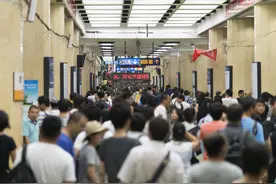 坐着火车上下班，能缓解北京“睡城”的通勤压力吗？图片