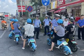 电动车上线骑行“新规”？多个骑车习惯也扣C1驾照分，车主别忽视图片