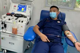 蓝朋友到底有多可爱？不妨听他亲口告诉你：可爱到冒泡图片
