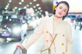 马思纯被曝即将与张曼乐结婚，蒋雯丽亲自出马，只为外甥女幸福图片