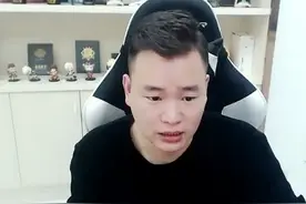 DNF：狂人晒账号角色，8个鬼剑士幻化无影剑，曾经老版本的信仰图片