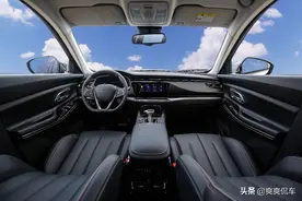 现在开车都得靠“颜值”解锁？图片