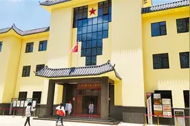 畅游红场公园 感悟苏区精神图片