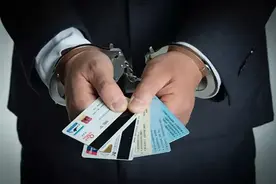 悔不当初！为了做这件事，两人受了这些苦图片