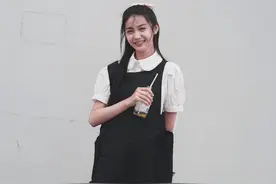 荣梓杉个子直奔190，14岁石头和郭涛一样高？身高长腿拿捏住了图片