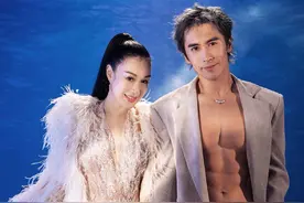 钟丽缇夫妇庆结婚5周年，合体拍大片感情好，张伦硕腹肌超惹眼图片