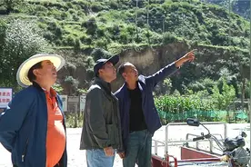 地灾监测员！汛期群众安全的守护者图片