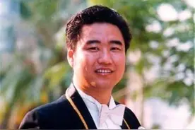 丛飞生前资助200多贫困儿童，逝后和妻子合葬，却鲜有人来看他们图片