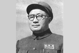 1955年授衔时，军事学院各位负责人都是谁？一人被称为“铁屁股”图片