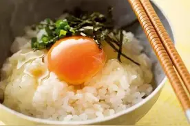 盘点日本人眼中的四大美食，他们觉得很美味，中国人却表示不敢吃图片