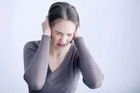 很多人脑袋里好像有东西在响，这是怎么回事，脑鸣能自愈吗？图片