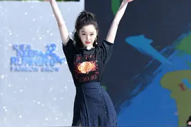 旗袍达人宋轶风格太多变了吧，可淑女可帅气可性感，不输超模何穗图片