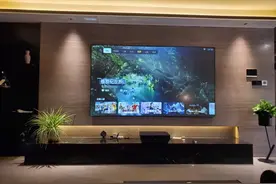峰米激光电视，家里建个4K超清影院，女友：这画面不是液晶电视图片