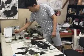 演员夏雨又晒书法小楷，工笔画，打脸无数“作秀”明星，低调如他图片