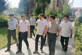 湖北武穴：叶国庆等赴二里半社区御江半岛小区调研纪实！图片
