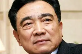 他是唯一将曹操演“活”的人，仅一次大笑，他就醉心钻研了半个月图片