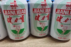 曾经很火的5种国产饮料，2种还在苦苦坚持，3种已经销声匿迹图片