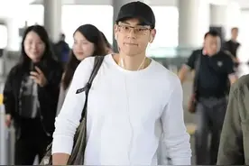 夏天的彭于晏穿搭依然值得看看图片