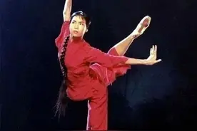 被周恩来赏识演“琼花”，后因受伤退出舞台，薛菁华后来怎么样了图片