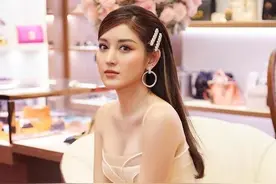 新晋级越南第一美女NguyenTran Huyen My图片