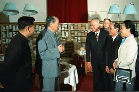 毛主席反复说了两遍的一句话，预言开国少将李德生会高寿图片