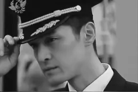 听说这个人男粉比女粉多，胡歌壁纸图片
