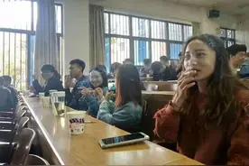 烟草专业的学生，是怎样上课的？就是你想象那样!图片