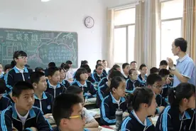2023年的初中学生，赶上了“好时候”，这项变化让更多人有书可读图片