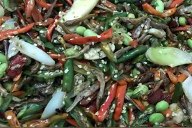 记老家邳州的美食系列文章（三.辣椒炒烤鱼）图片