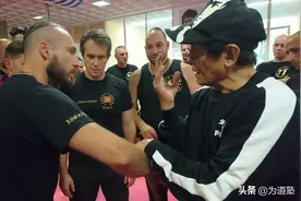 为道塾 | 拳王冯天龙：和李小龙实战对抗就像和一个影子在打斗图片