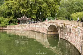 杭州有个特别的景点，主角不是神仙和名臣良将，而是一个古代名妓图片