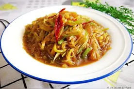 明日立冬，该吃这当季“小人参”，配粉条炖特香，顺应节气暖身心图片