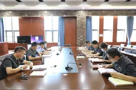 傅晓明副院长参加执行局支部“八点早读会”图片