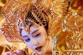 一夜爆火，排队7小时求见面！这只“狐狸精”，凭啥男女通杀？图片