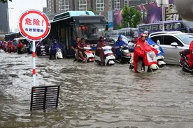 河南暴雨的遇难者会有赔偿吗？若有，可以赔偿多少？该找谁要？图片