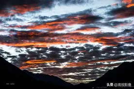 今晚，强巴林寺西边的红霞，你拍了吗？图片