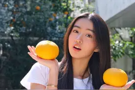 木村心美&木村光希，两人长直发清新甜美，俨然是活力满满的少女图片