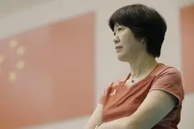 郎平纪录片《铁榔头》将在线首映图片