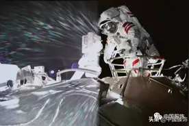 “飞天”舱外航天服有多炫酷？即刻揭秘图片