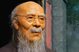 齐白石画一只鸟卖4.2亿，再画一只鸟！网友却称画得太简单了图片