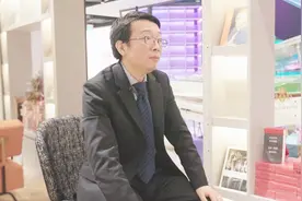 美国股市会变成熊市？最牛策略师：美股现在不像2008年，更像是……视频封面