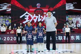 获赠36号战袍，钟南山院士：CBA复赛对振奋人民精神作出贡献图片