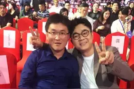 大鹏向左，姜涛向右:一个成10亿票房导演，一个成月入百万网红图片