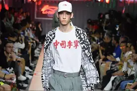 李宁转型成功！跑鞋比耐克“高贵”，设计似巴黎世家，性能如何？图片