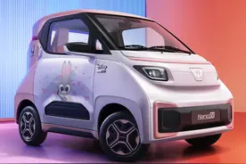 五菱NanoEV配置曝光，续航305公里，跑得远充得快，关键还很安全图片