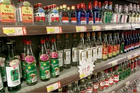 超市中十元左右的白酒能喝吗？酿酒师给出明确建议图片