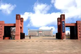 2021年郑州大学拟录取名单公示！历年复试分数线汇总图片